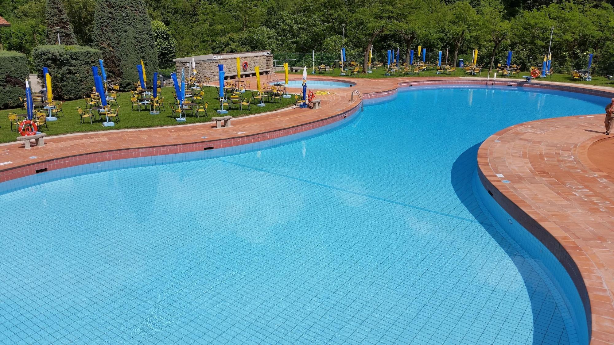 Hotel Marrani Ronta Luaran gambar