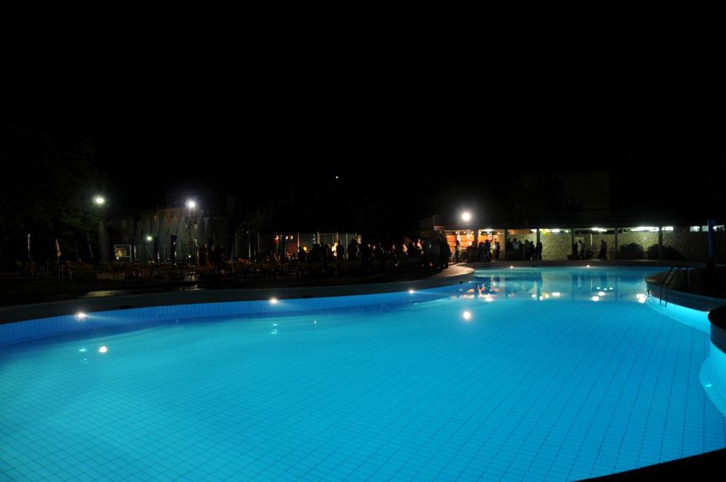 Hotel Marrani Ronta Luaran gambar