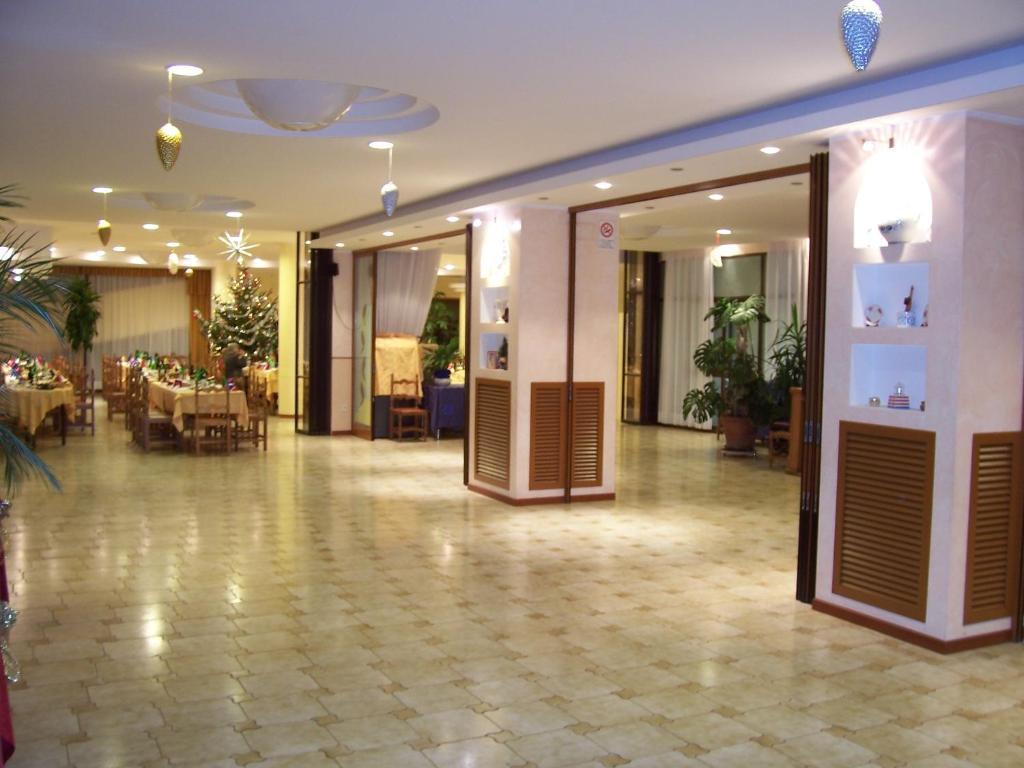 Hotel Marrani Ronta Luaran gambar